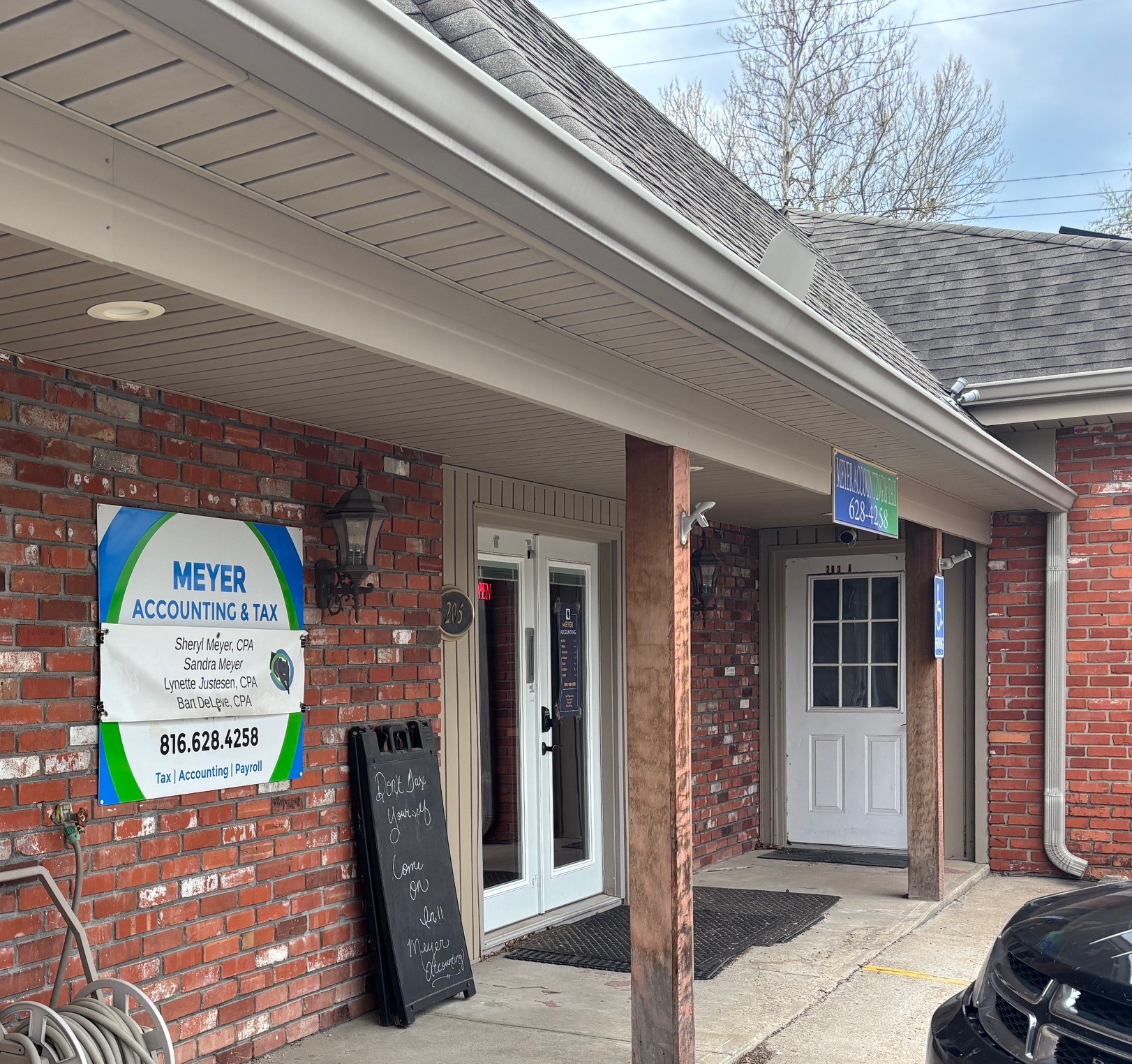 Front Entrance Meyer Accounting